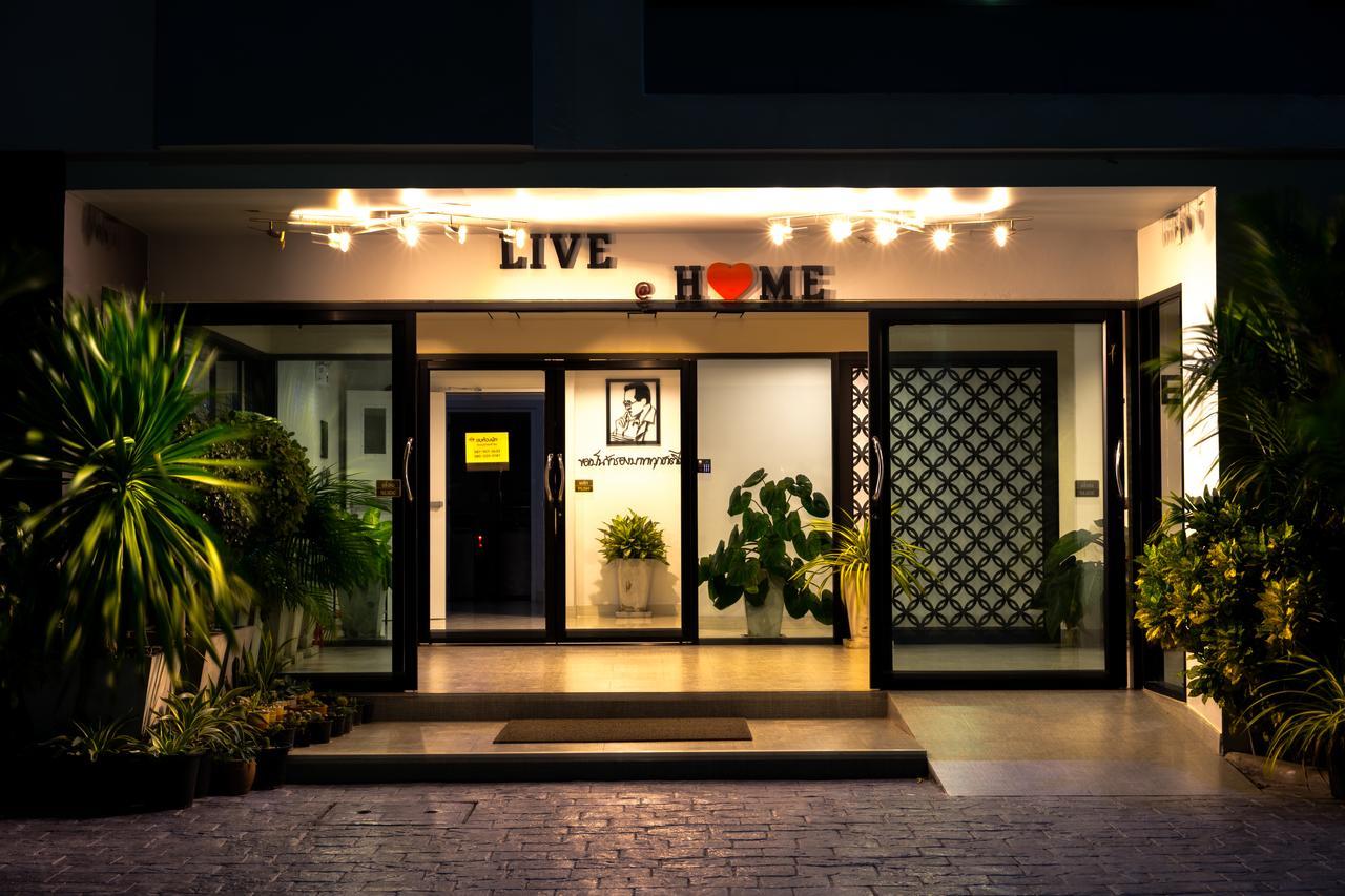 素坤逸之家生活105号公寓式酒店 曼谷 外观 照片